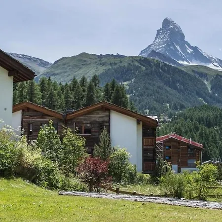 Ferienwohnung Monte Rosa Skiinskiout Appartement *