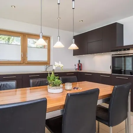 Apartmán Ferienwohnung Monte Rosa Skiinskiout *